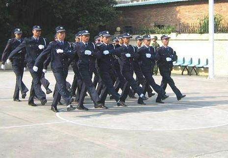 對(duì)于保安這個(gè)行業(yè)的人員，大家有什么了解呢？