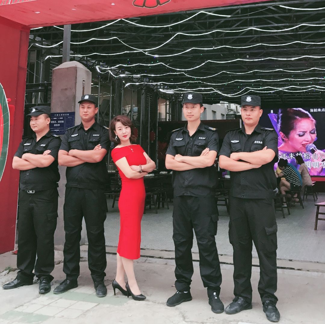 獵鷹保安參與的中建·狀元公館—龍蝦音樂(lè)節(jié)