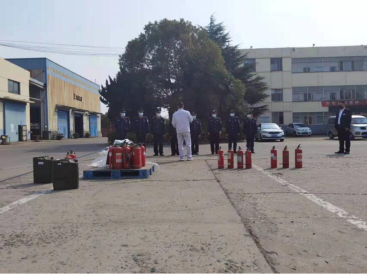 獵鷹保安公司積極組織，開展消防實戰(zhàn)演練，防患于未“燃”